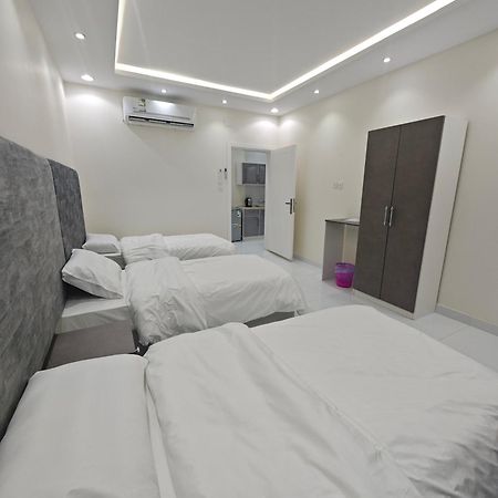 Yaqoot Al Madina Suites Al Awali Екстериор снимка