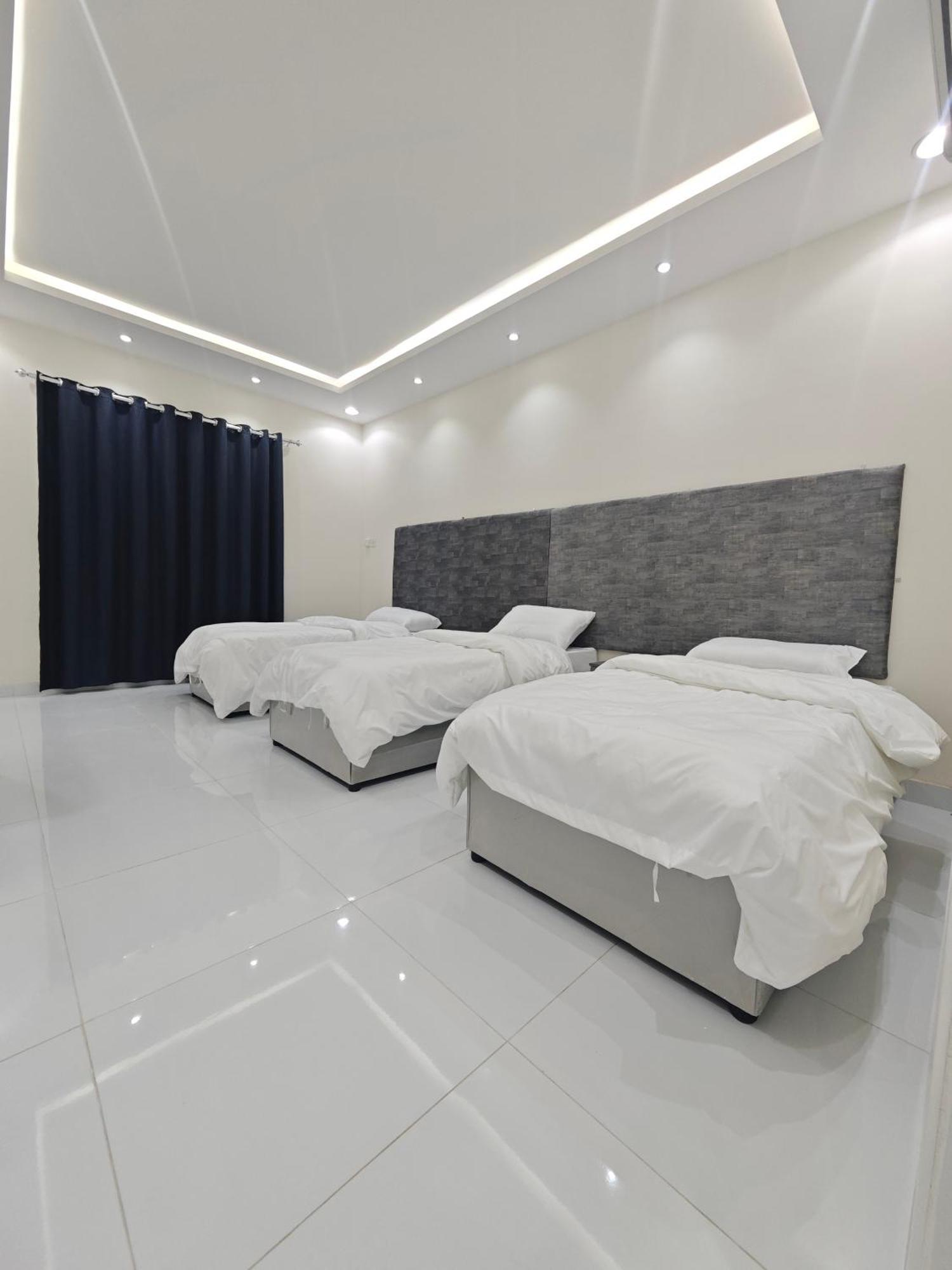 Yaqoot Al Madina Suites Al Awali Екстериор снимка